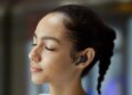 Risiko Kesehatan di Balik Penggunaan Earbuds Setiap Hari